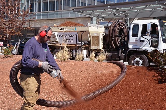 Mulch Delivery and Installation Services, Mulch Delivery and Installation Services near me, mulch installation near me